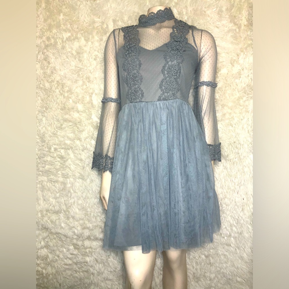 Elegant Gray Lace Dress